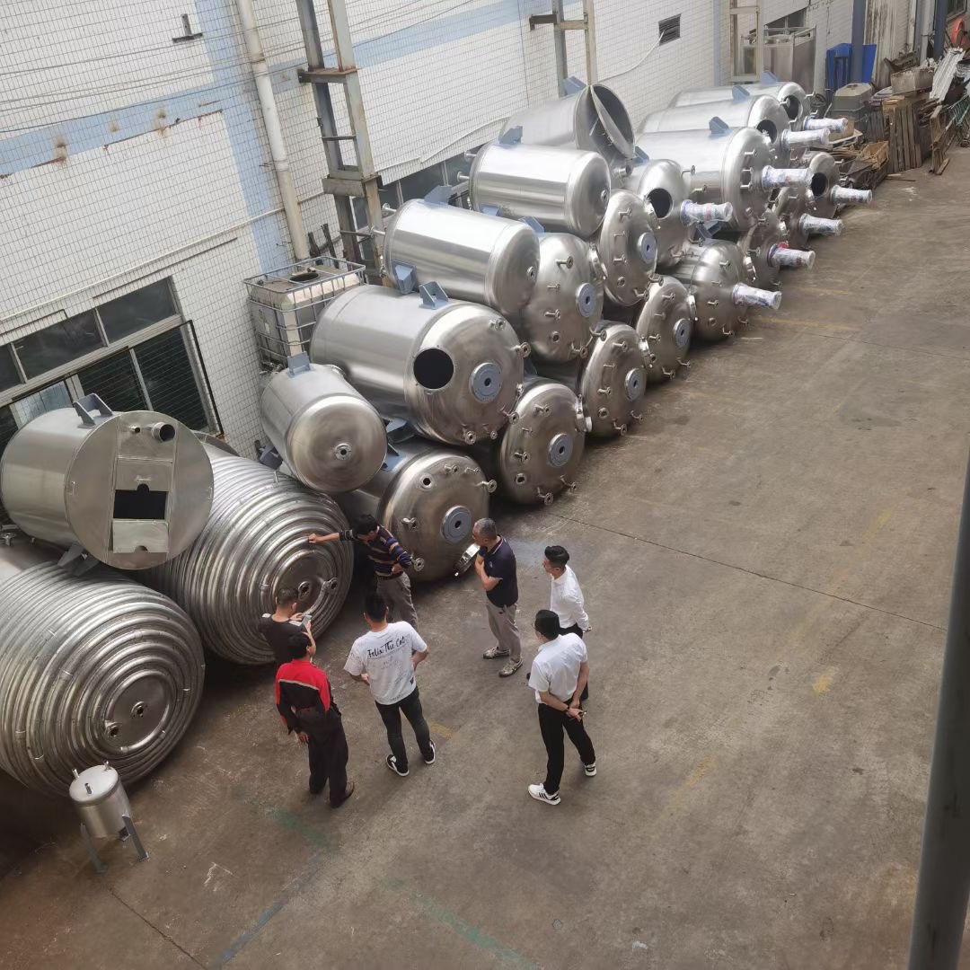 發(fā)往 迪拜 阿聯(lián)酋 化工反應釜攪拌釜 及配套設備采購(圖6)